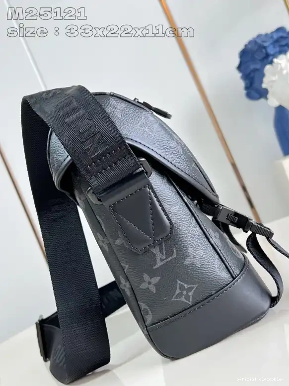 Official oldcobbler LOUIS Voyager PM-33*22.5*11CM VUITTON Messenger 0531
